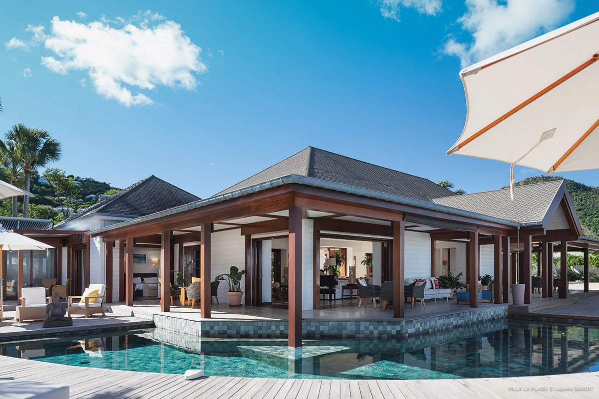 Perfect view of a luxury villa and its pool in St Barth