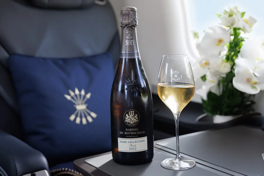 A unique experience with Baron de Rothschild Champagne during your flight